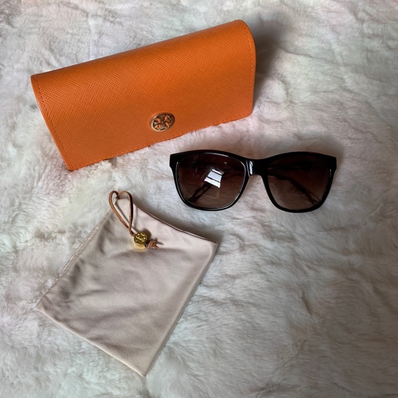 Tory Burch Sunglasses - Picture 2 of 5